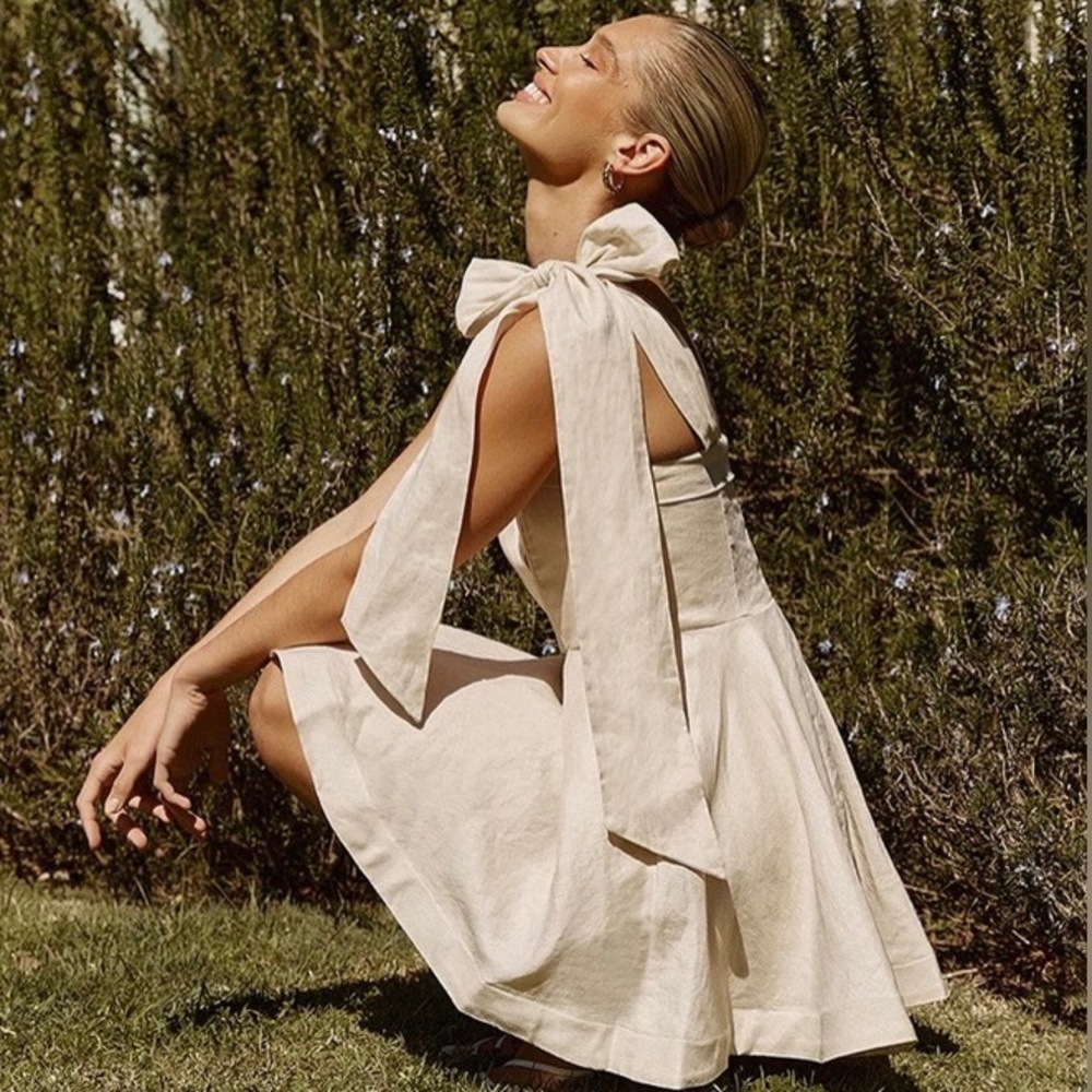 Dissh Aisle Pearl Bow Linen Dress - Picture 3 of 12